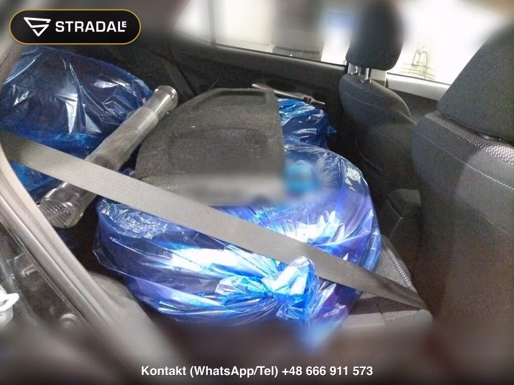 TOYOTA AURIS 4WD 150X M PACKAGE, miniaturka 7