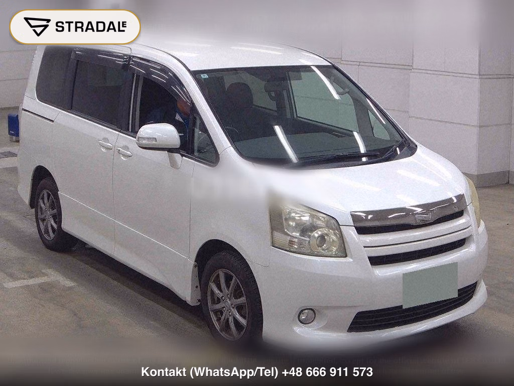 TOYOTA NOAH 4WD SI, miniaturka 2