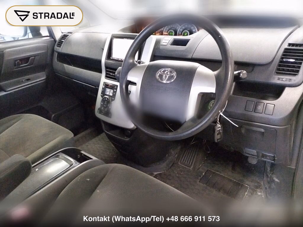 TOYOTA NOAH 4WD YY, miniaturka 4
