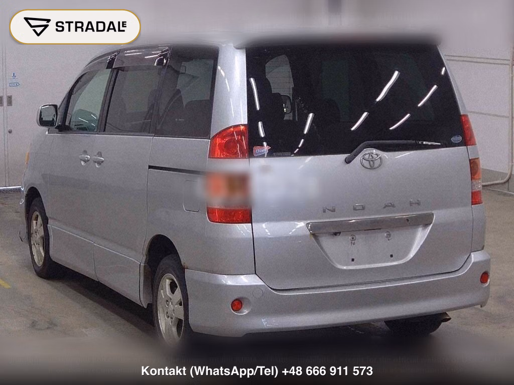TOYOTA NOAH 4WD, miniaturka 3