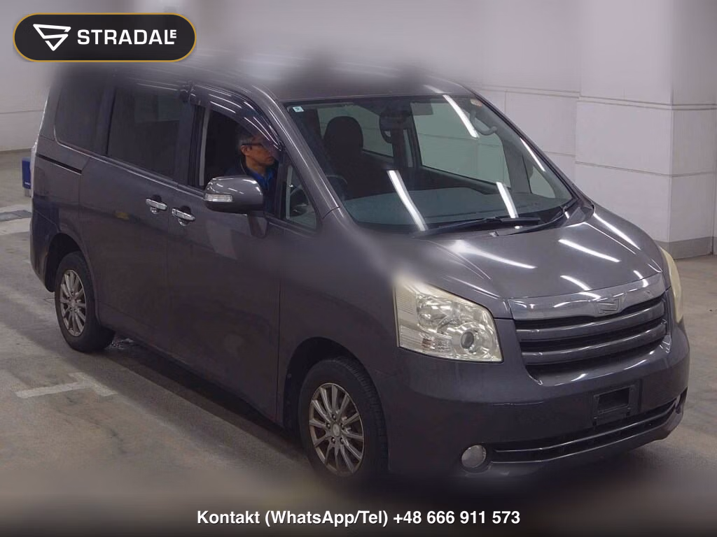 TOYOTA NOAH 4WD X SMART EDITION 2010, aukcja z Japonii, zdjęcie 1