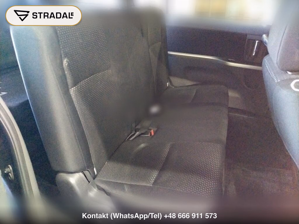 TOYOTA ISIS 4WD PLATANA, miniaturka 7