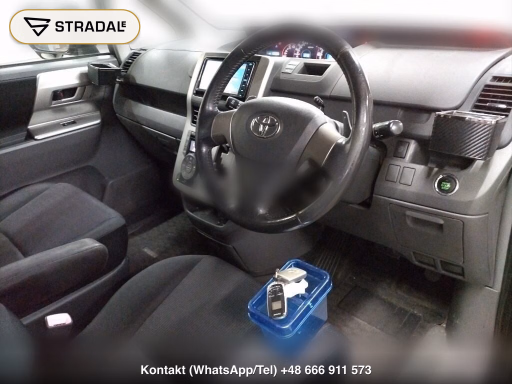 TOYOTA VOXY ZS, miniaturka 4