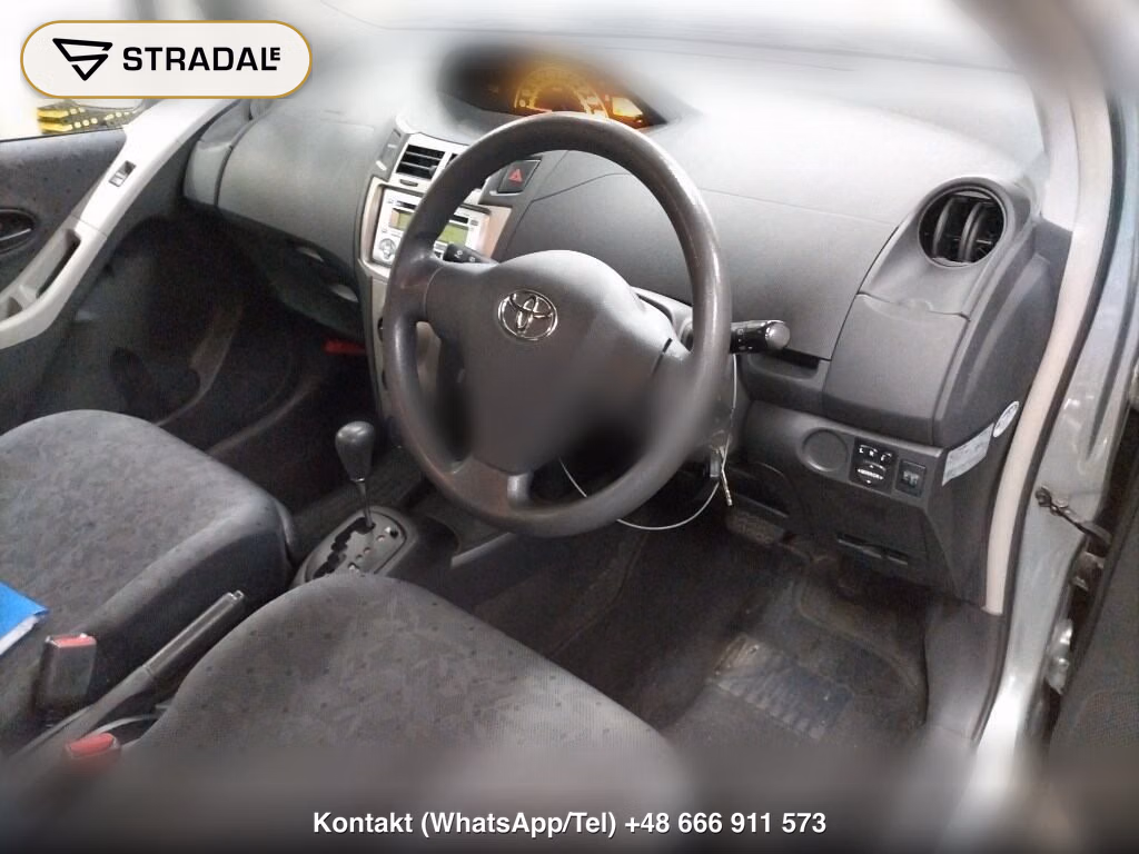 TOYOTA VITZ 5D 4WD F, miniaturka 4