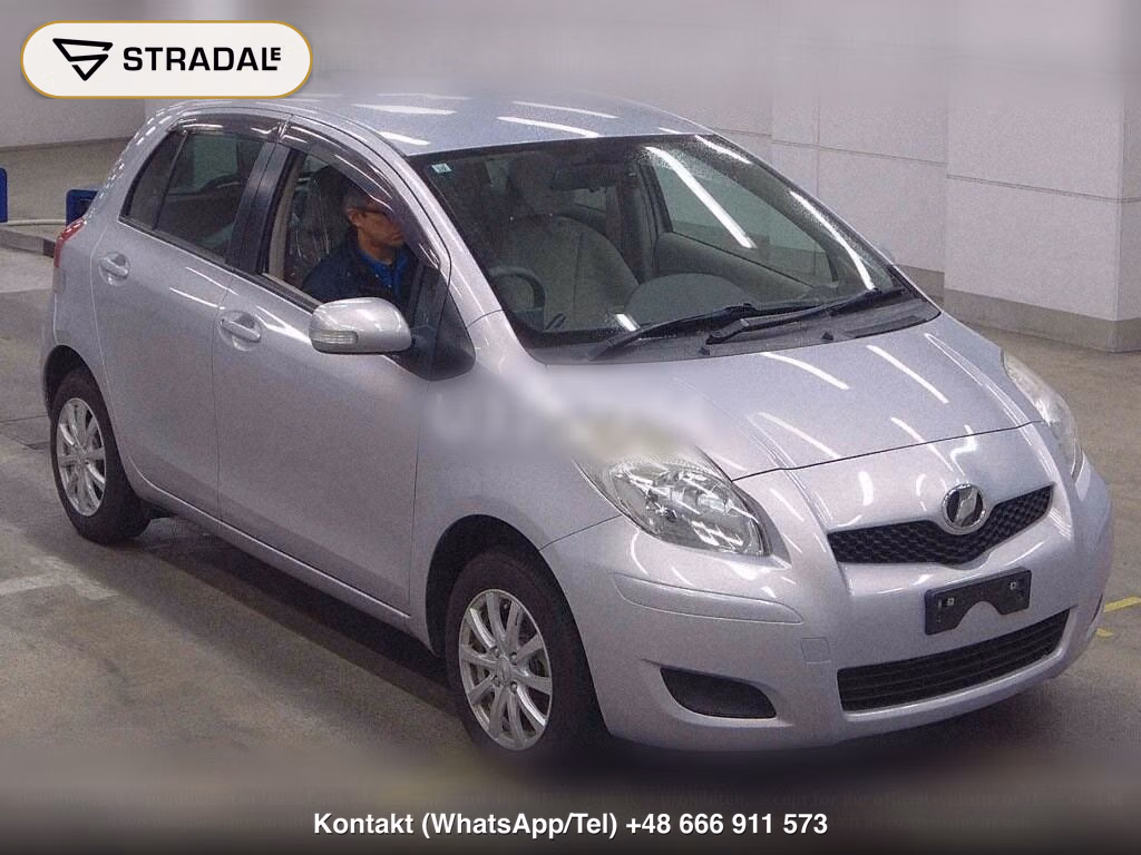 TOYOTA VITZ 5D 4WD F, miniaturka 2