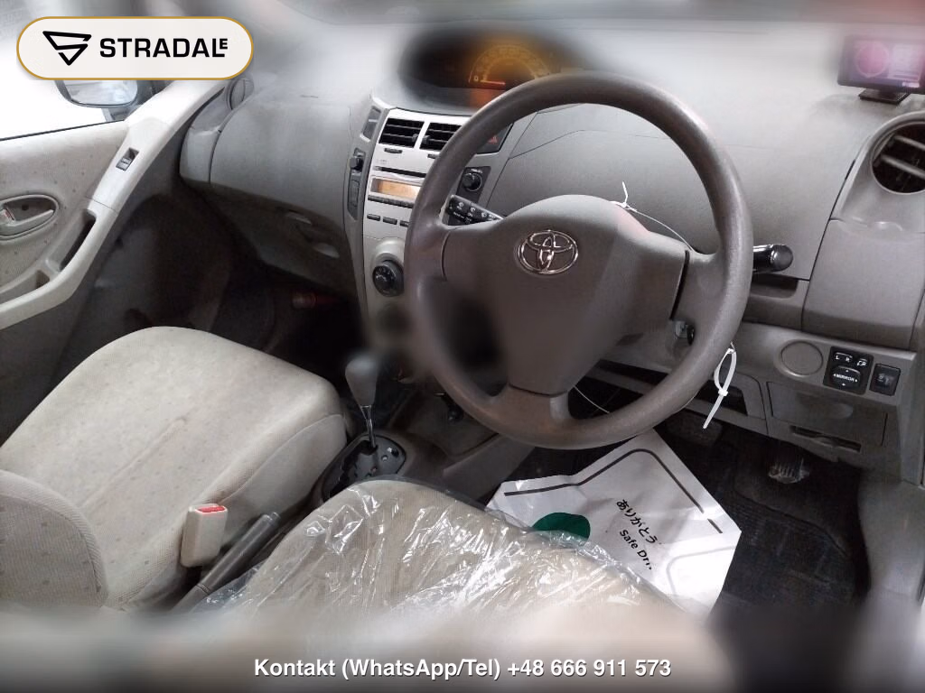 TOYOTA VITZ 5D 4WD F, miniaturka 4