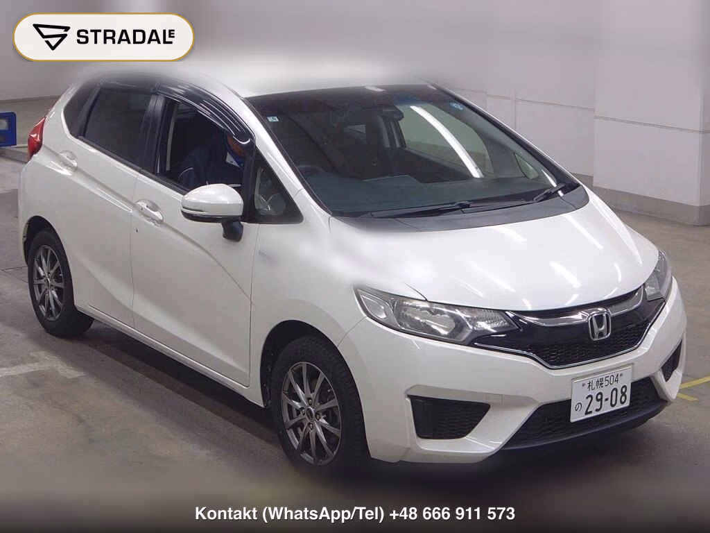 HONDA FIT HYBRID 4WD F PACKAGE 2016, aukcja z Japonii, zdjęcie 1