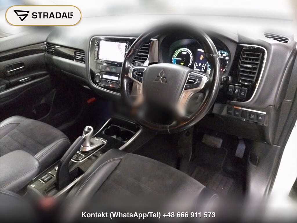 MITSUBISHI OUTLANDER PHEV 4WD G NAVI PACKAGE, miniaturka 4