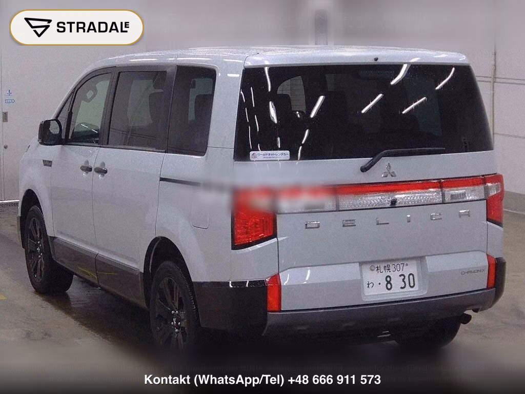 MITSUBISHI DELICA D:5 4WD CHAMONIX, miniaturka 3