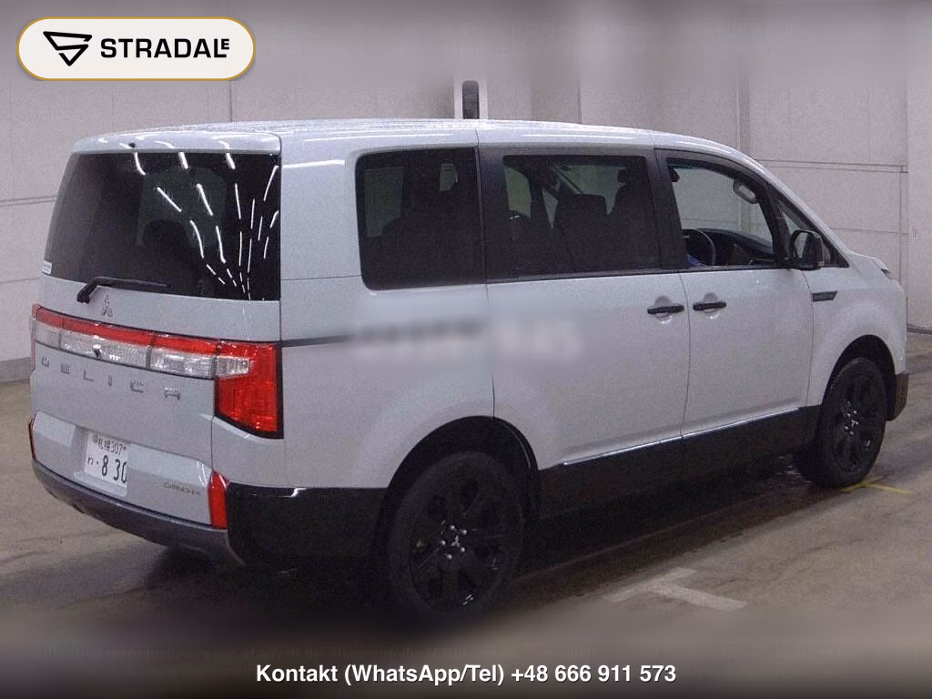 MITSUBISHI DELICA D:5 4WD CHAMONIX, miniaturka 6