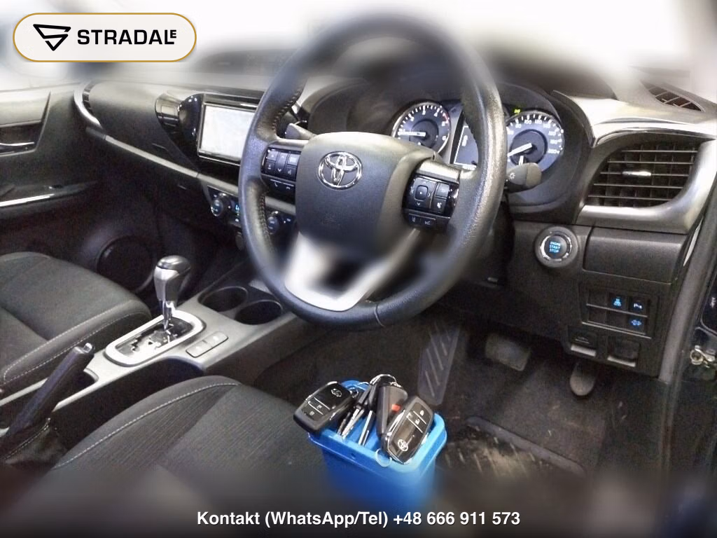 TOYOTA HILUX 4D 4WD Z, miniaturka 4