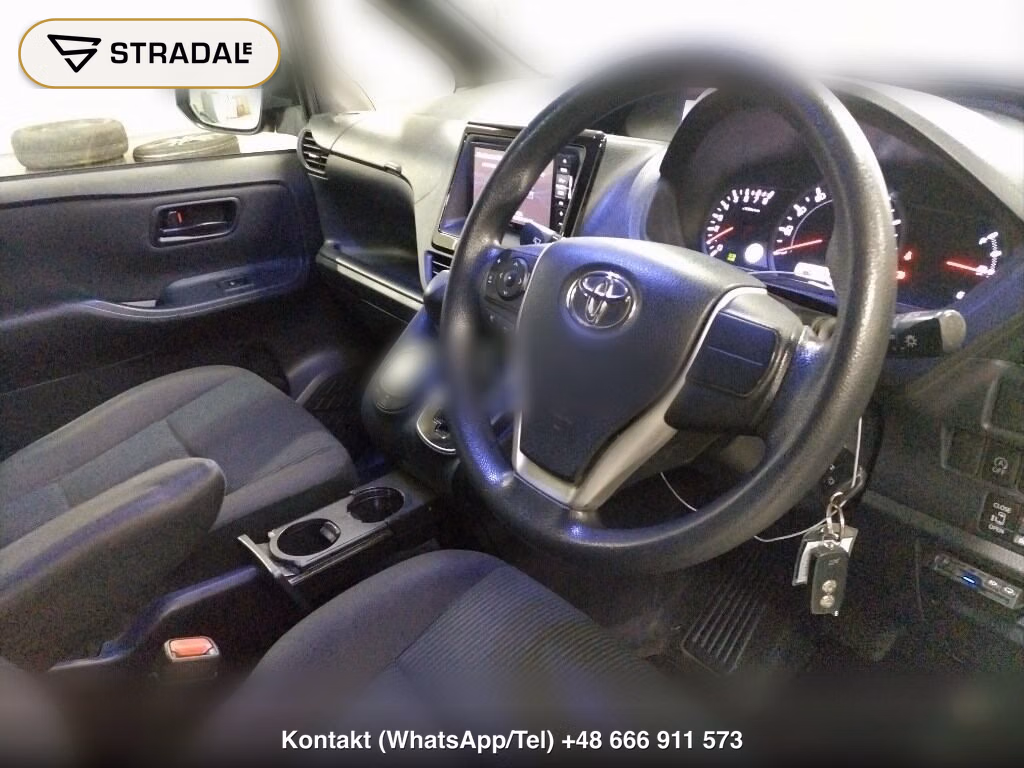 TOYOTA NOAH 4WD X, miniaturka 4