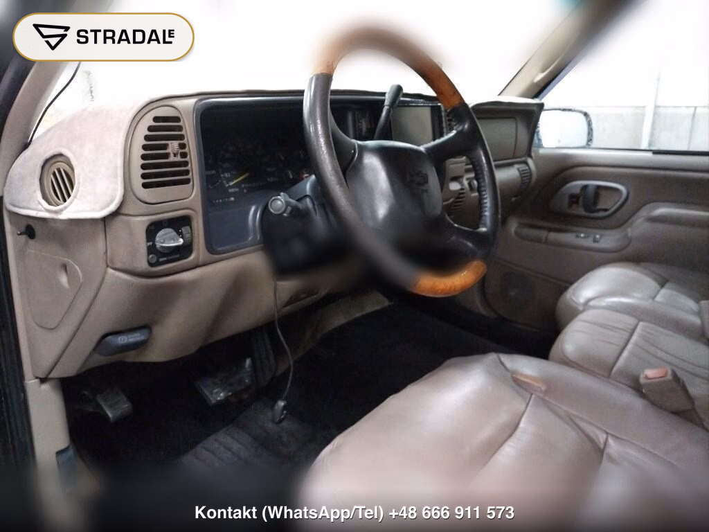 CHEVROLET SUBURBAN 4WD LT, miniaturka 4