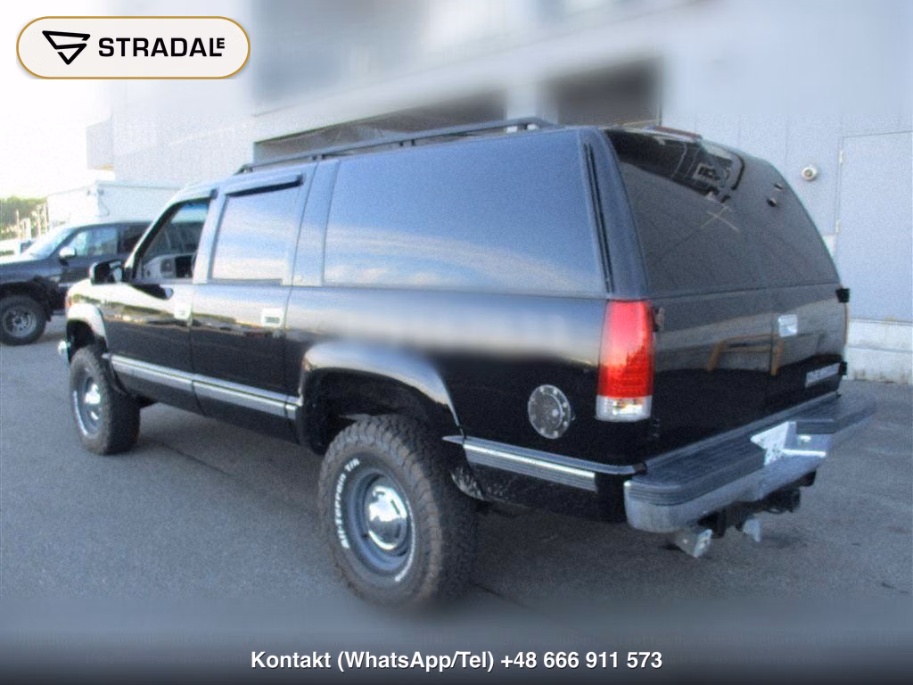 CHEVROLET SUBURBAN 4WD LT, miniaturka 3