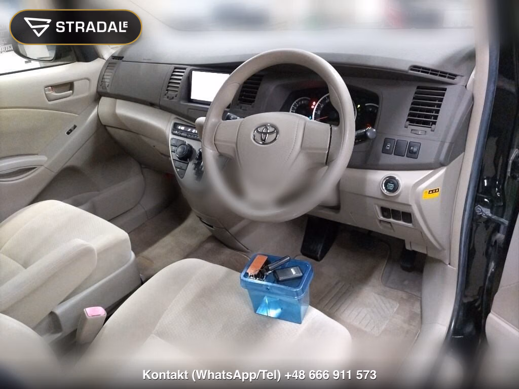 TOYOTA ISIS 4WD L, miniaturka 4