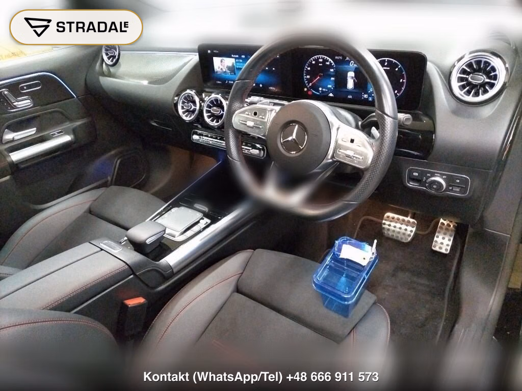 MERCEDES BENZ GLA-CLASS 4WD GLA200D 4MATIC AMG LINE, miniaturka 4