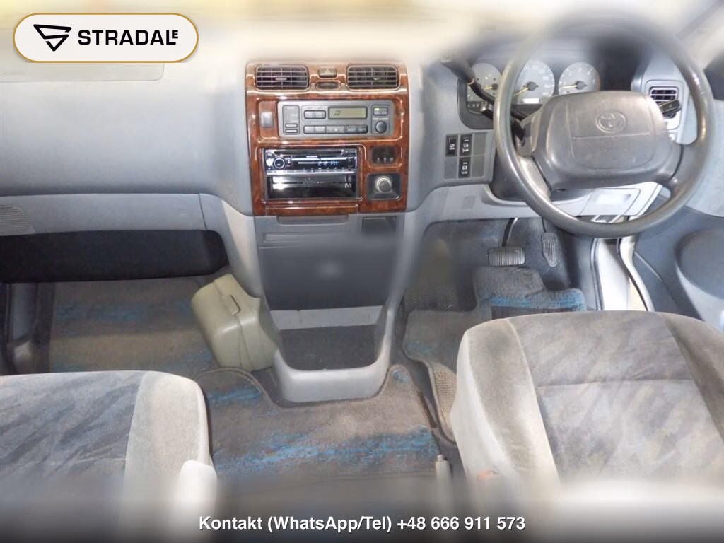 TOYOTA GRANVIA 4D G, miniaturka 4