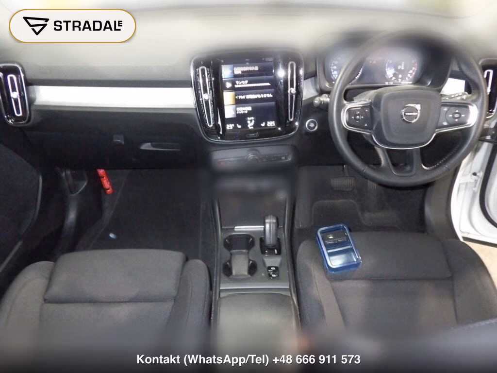 VOLVO XC40 4WD B4 AWD MOMENTUM, miniaturka 4