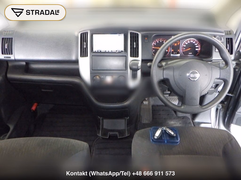 NISSAN SERENA 5D, miniaturka 4