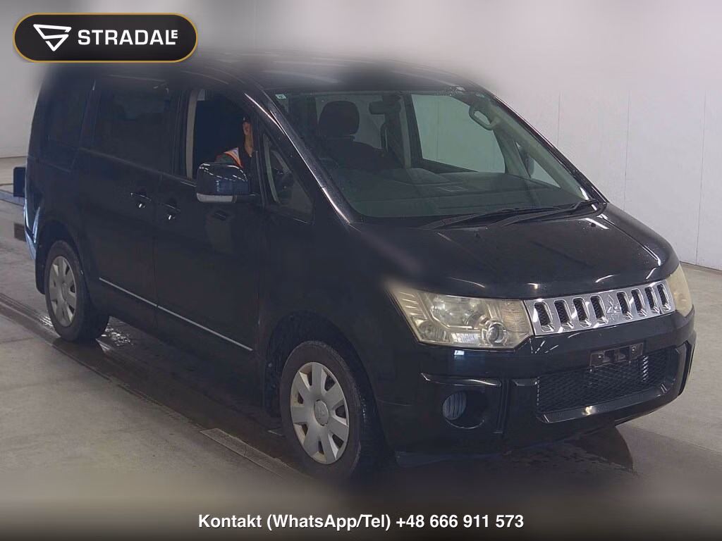 MITSUBISHI DELICA D:5 OTHERS 2009, aukcja z Japonii, zdjęcie 1