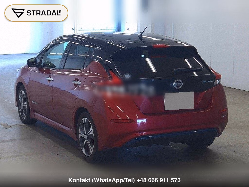 NISSAN LEAF X, miniaturka 3