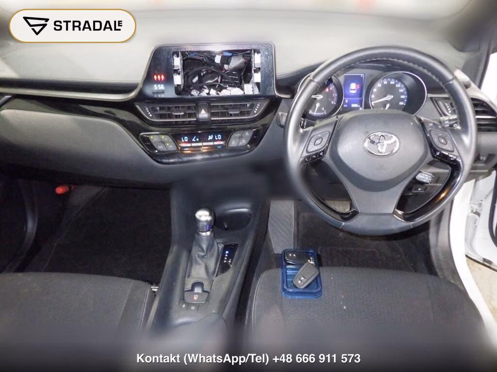 TOYOTA C-HR 4WD S-T, miniaturka 4