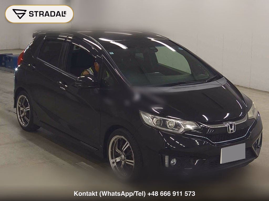HONDA FIT HYBRID S PACKAGE 2016, aukcja z Japonii, zdjęcie 1