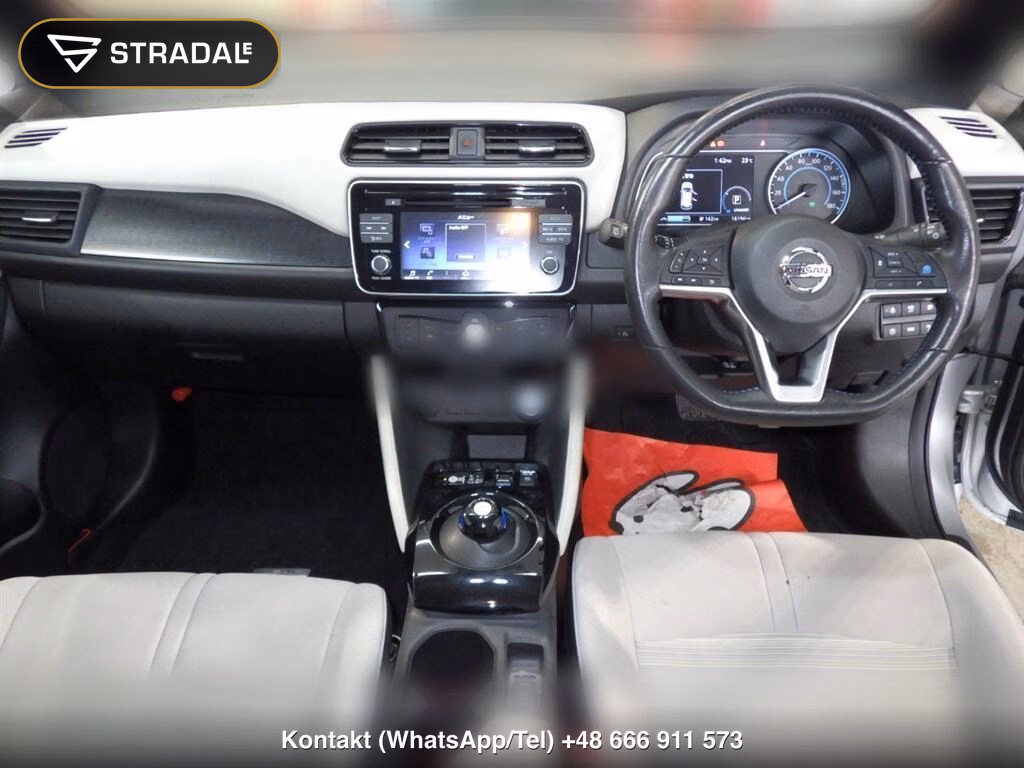 NISSAN LEAF G, miniaturka 4
