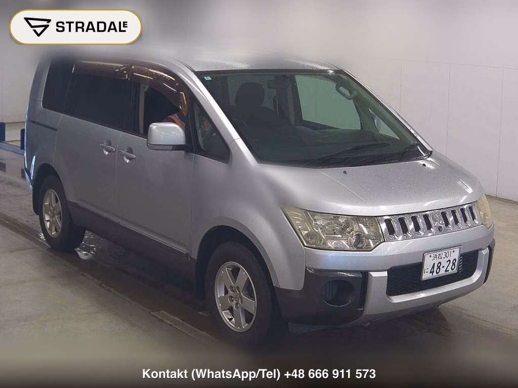 MITSUBISHI DELICA D:5 EXCEED Ⅱ 2010, aukcja z Japonii, zdjęcie 1