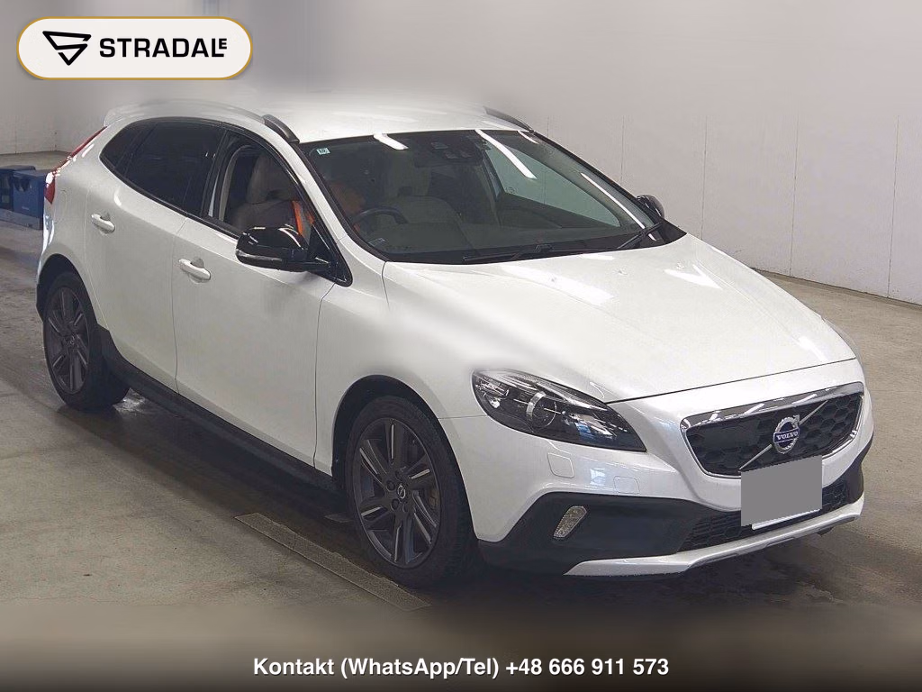 VOLVO V40 4WD CROSS COUNTRY T5 AWD SE 2015, aukcja z Japonii, zdjęcie 1