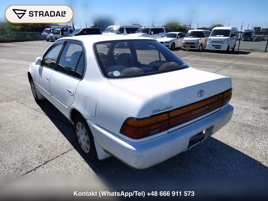 TOYOTA COROLLA 4D SE LIMITED, miniaturka 3