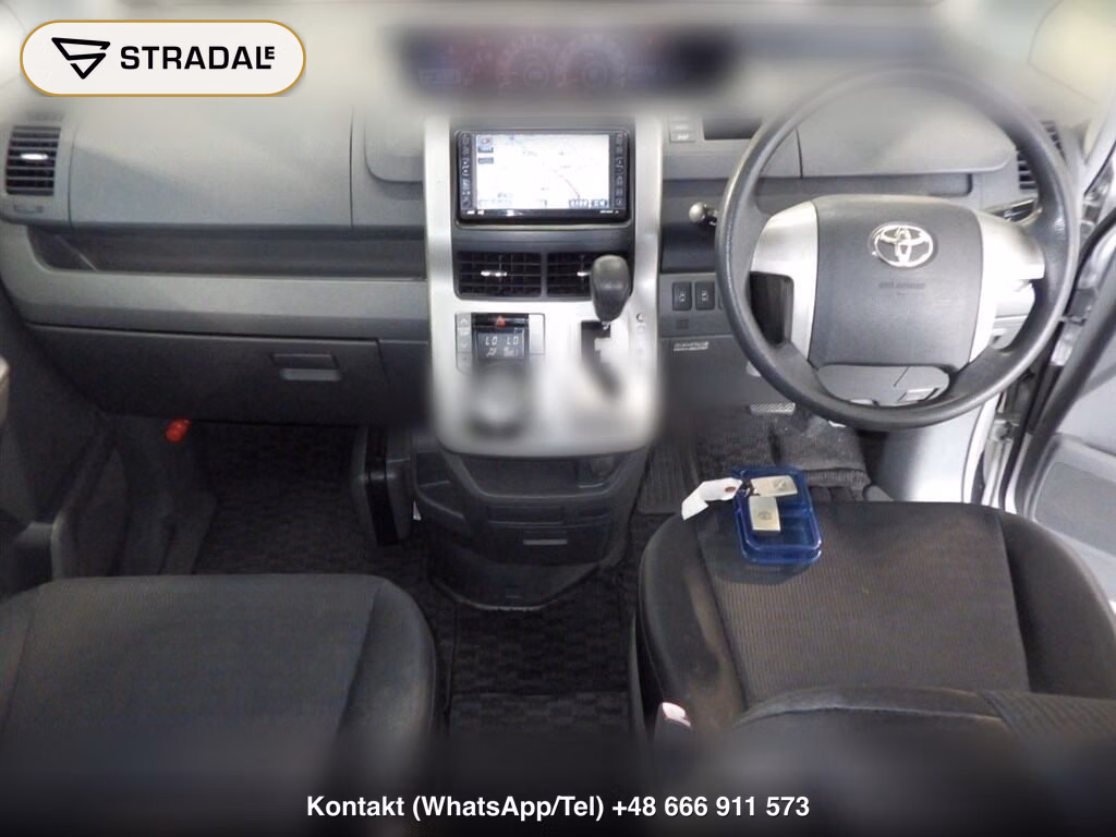 TOYOTA VOXY Z, miniaturka 4