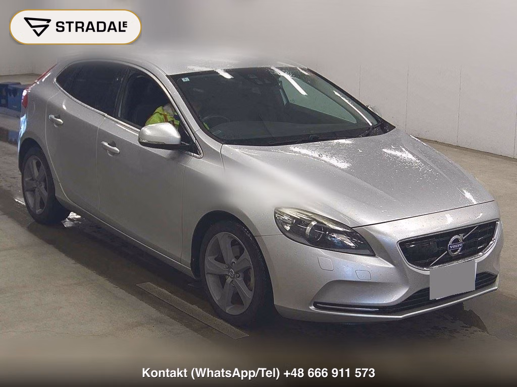 VOLVO V40 2014, aukcja z Japonii, zdjęcie 1