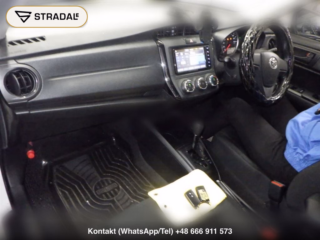 TOYOTA COROLLA AXIO EX, miniaturka 4
