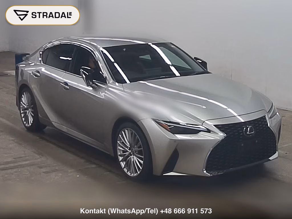 LEXUS IS 4D 4WD IS300H VERSION L 2023, aukcja z Japonii, zdjęcie 1