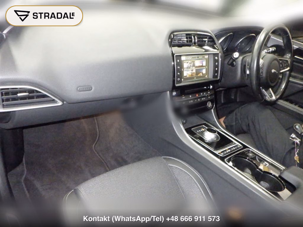 JAGUAR XE XE 20D R-SPORT, miniaturka 4