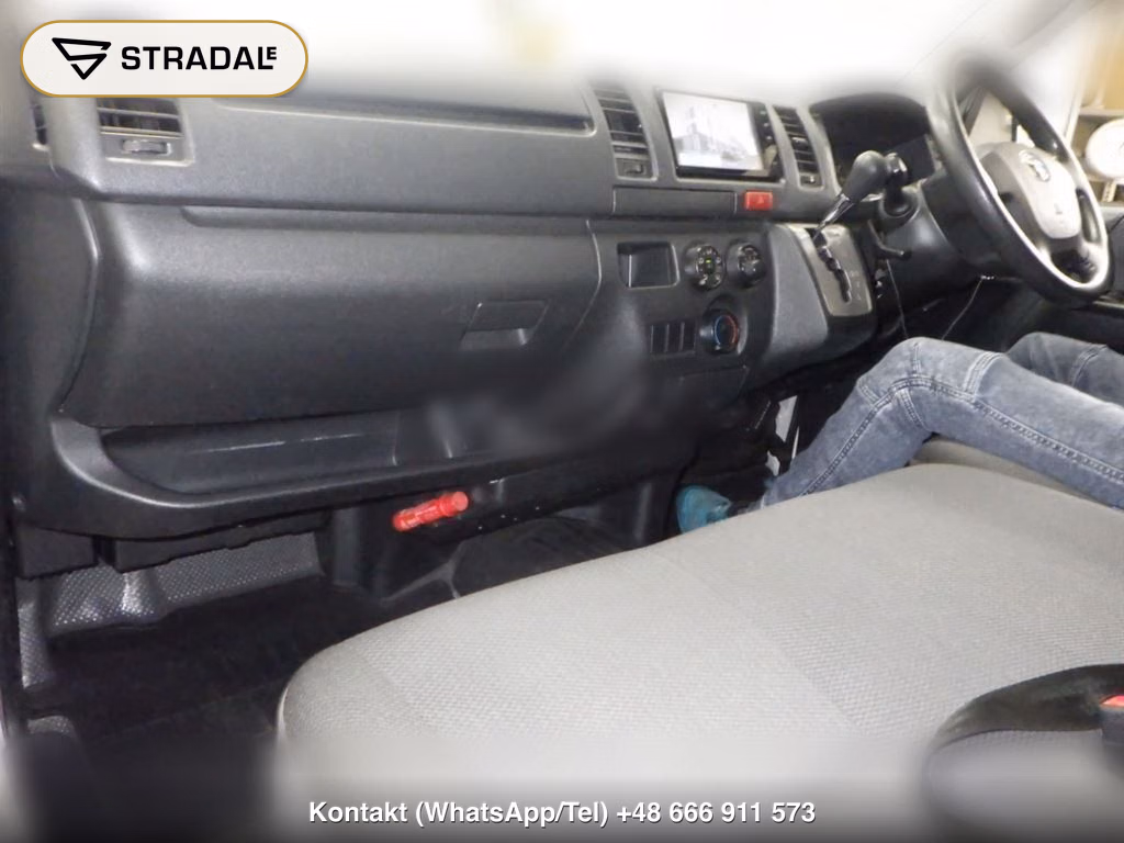 TOYOTA HIACE VAN 4D 4WD DX, miniaturka 4