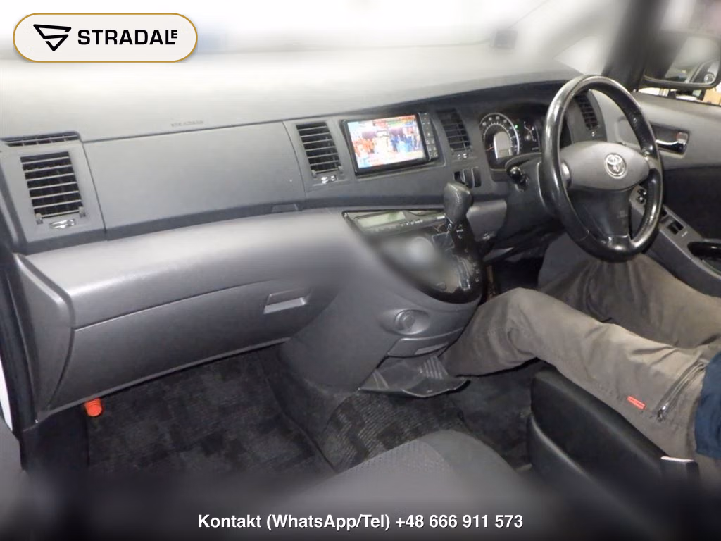 TOYOTA ISIS PLATANA, miniaturka 4