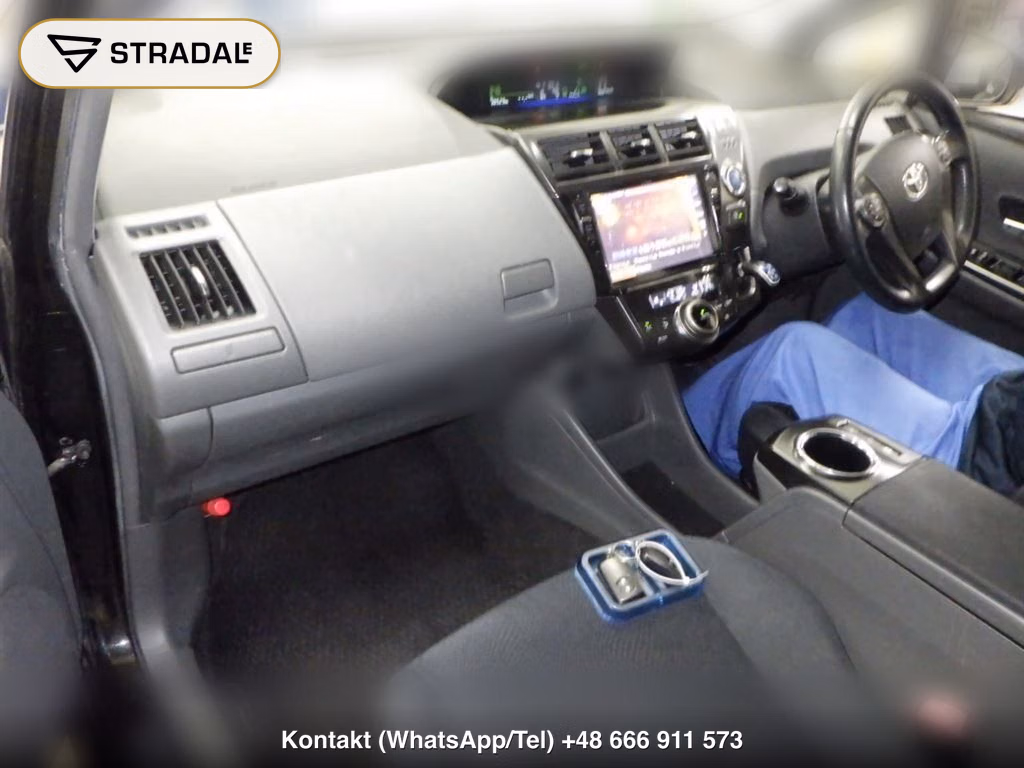 TOYOTA PRIUS ALPHA S TUNE BLACK, miniaturka 4