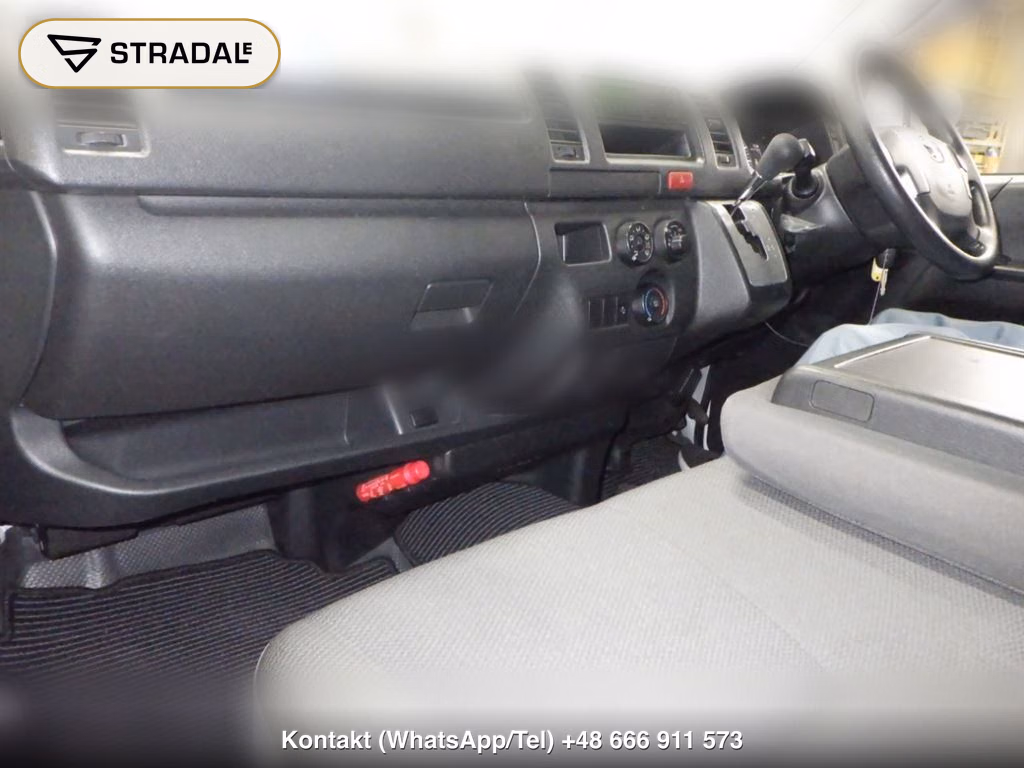 TOYOTA HIACE VAN 5D 4WD DX, miniaturka 4