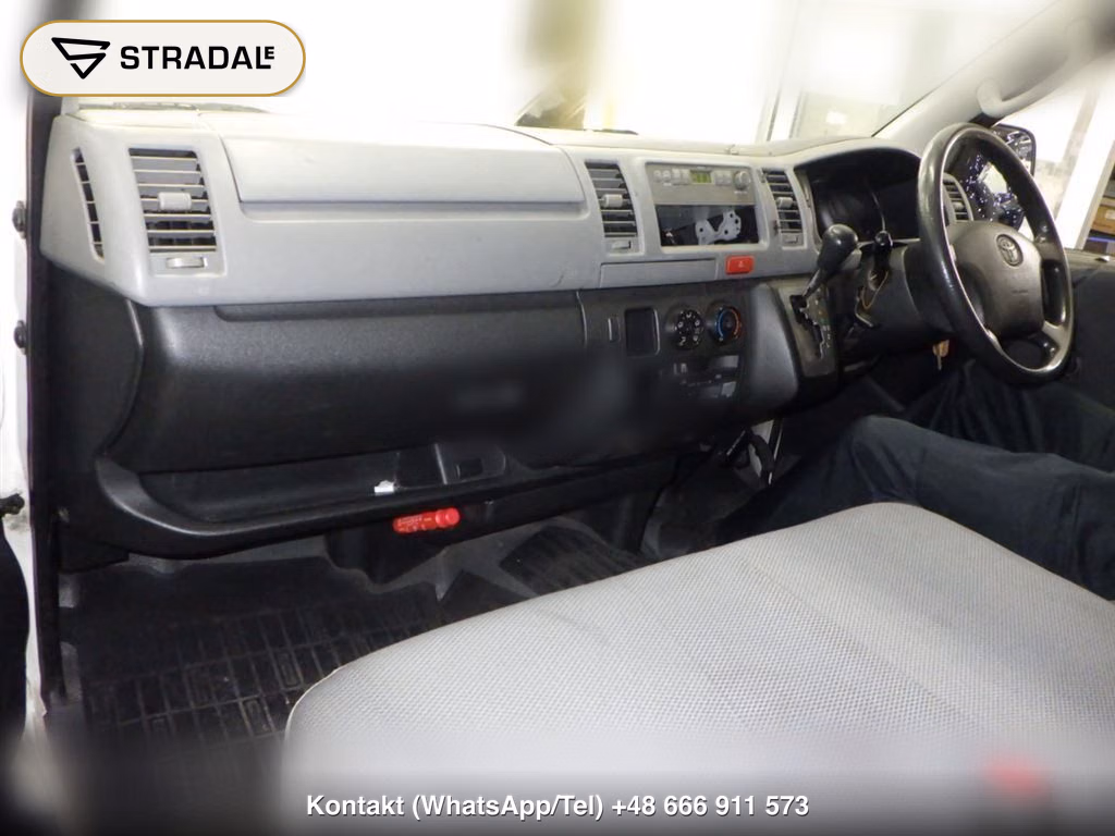 TOYOTA HIACE VAN 4D 4WD DX, miniaturka 4