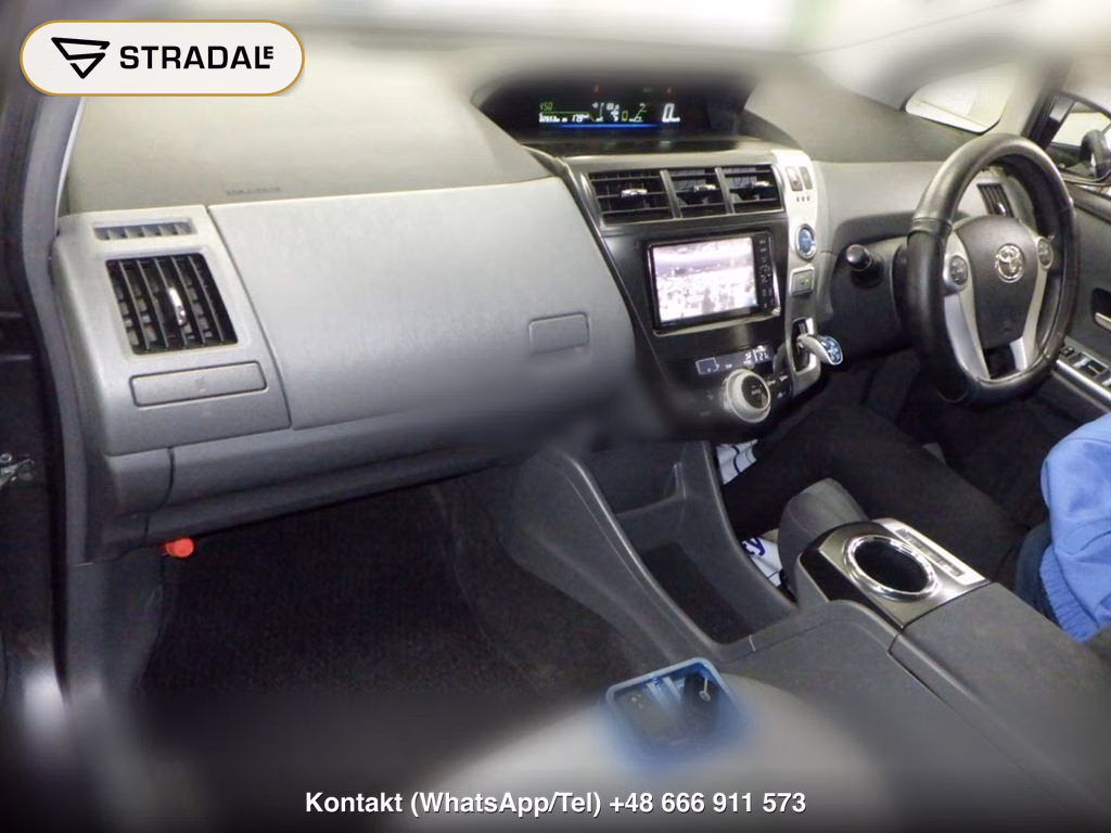 TOYOTA PRIUS ALPHA, miniaturka 4