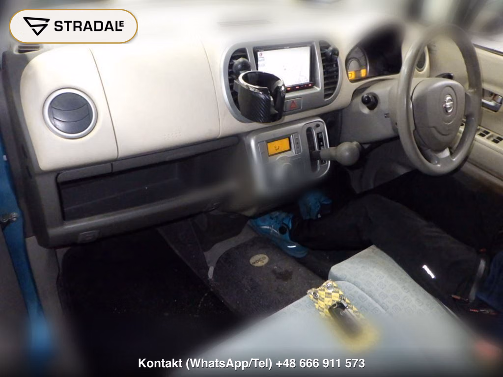 NISSAN MOCO E, miniaturka 4