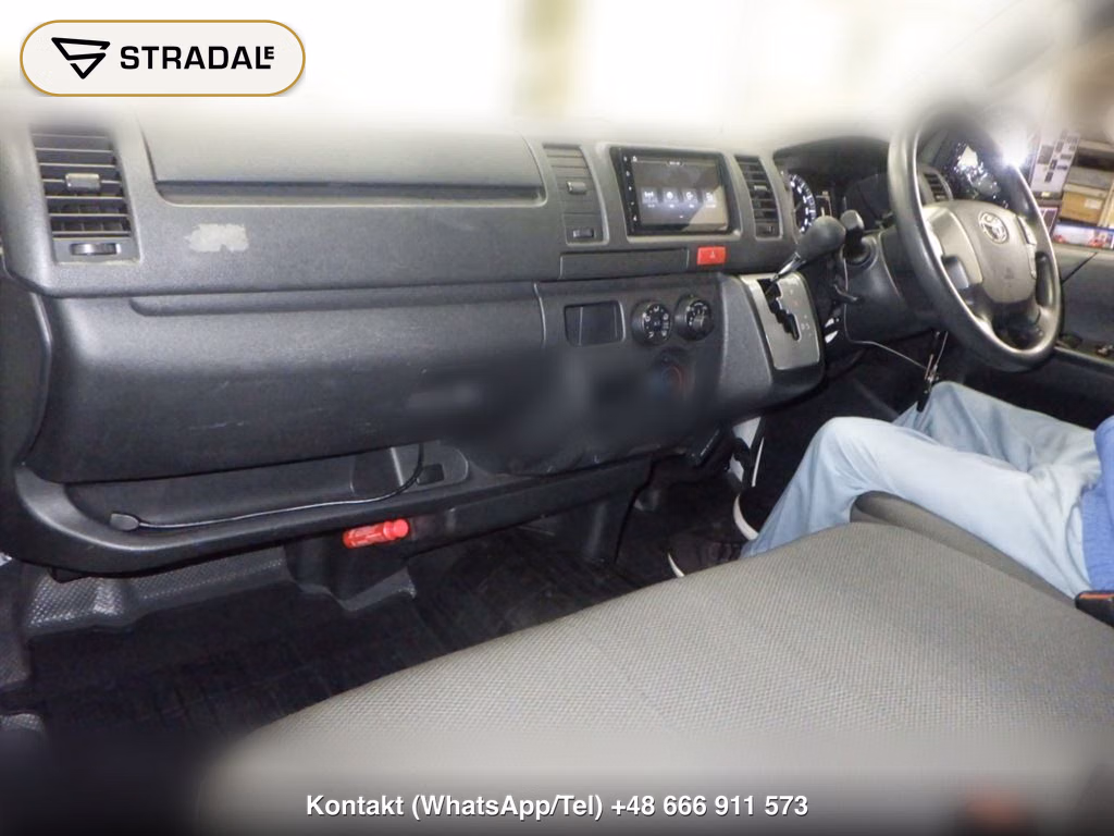 TOYOTA HIACE VAN 5D 4WD DX, miniaturka 4
