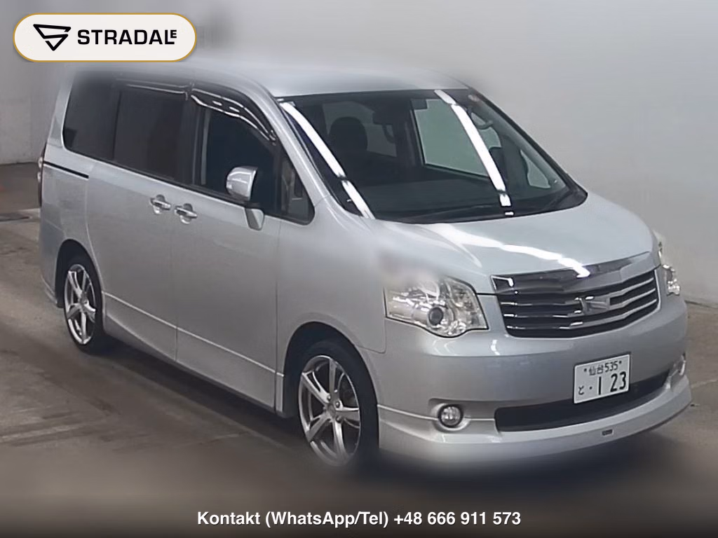 TOYOTA NOAH X SMART EDITION 2011, aukcja z Japonii, zdjęcie 1