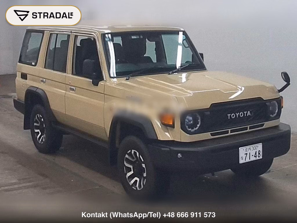 TOYOTA LAND CRUISER 70 5D 4WD AX, miniaturka 2