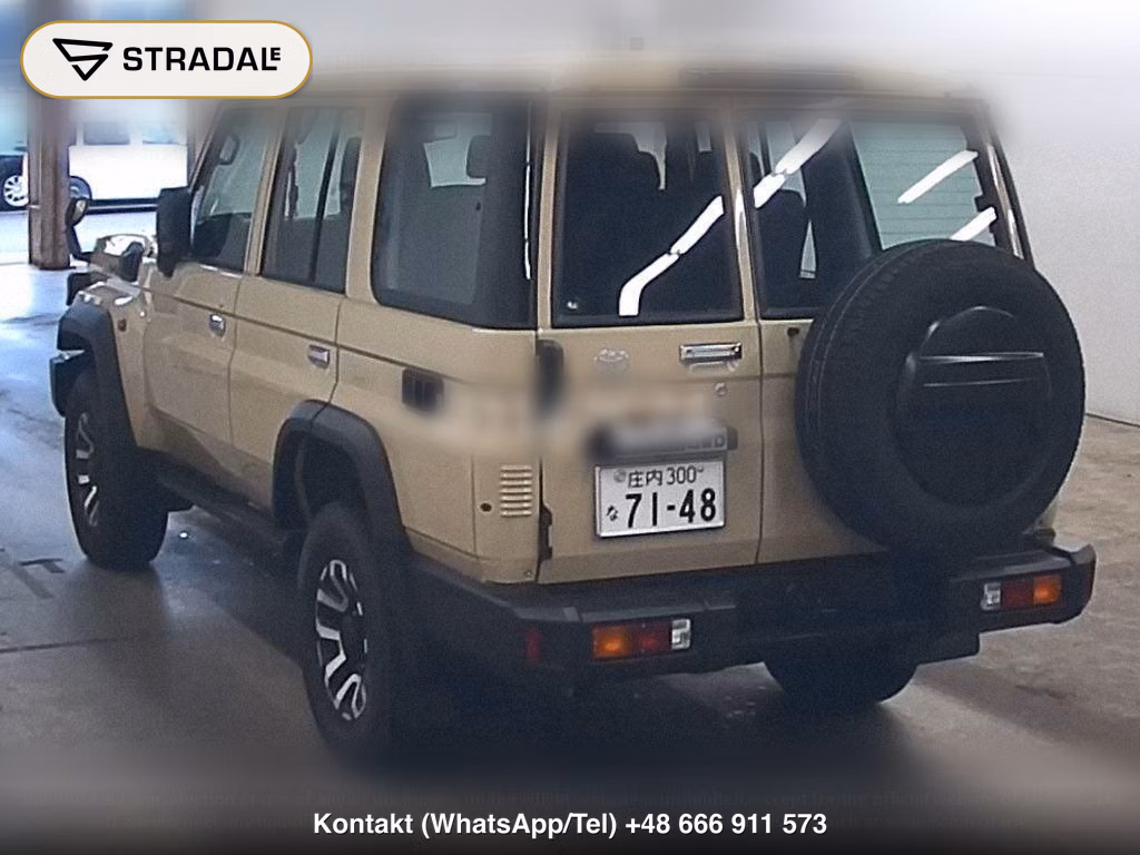 TOYOTA LAND CRUISER 70 5D 4WD AX, miniaturka 3