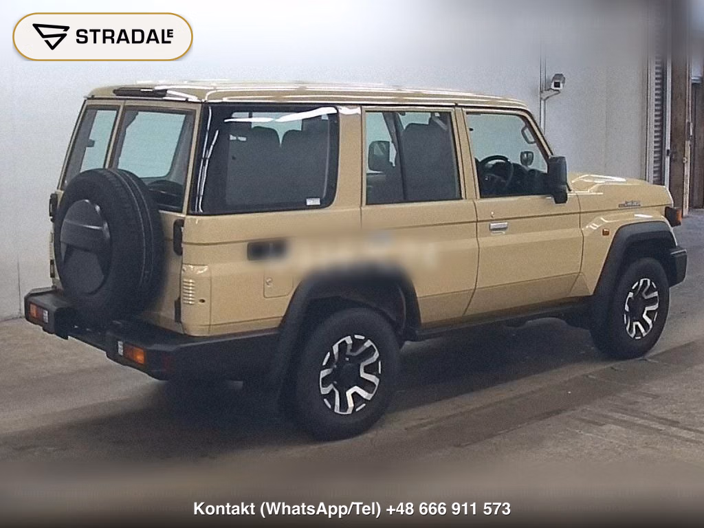 TOYOTA LAND CRUISER 70 5D 4WD AX, miniaturka 6