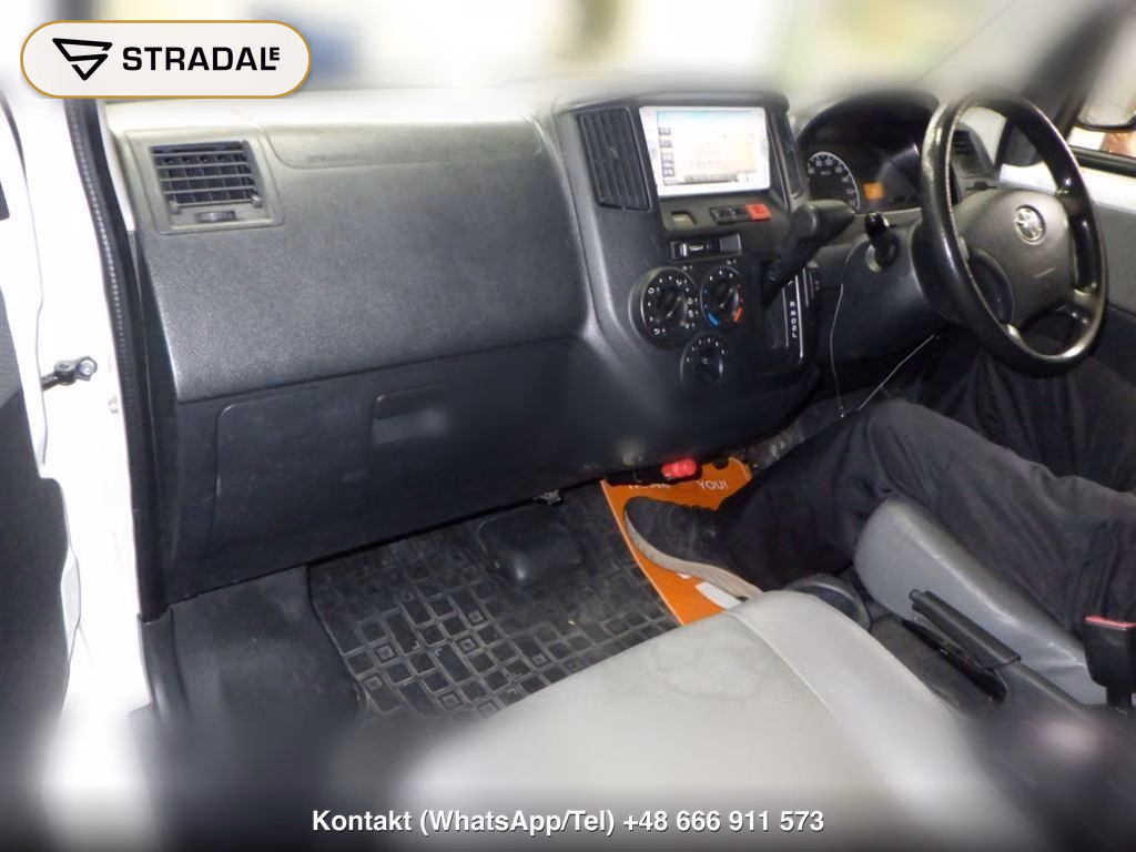 TOYOTA LITEACE VAN 5D 4WD GL, miniaturka 4
