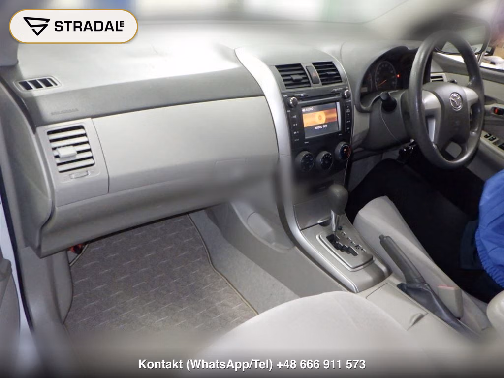 TOYOTA COROLLA AXIO X, miniaturka 4